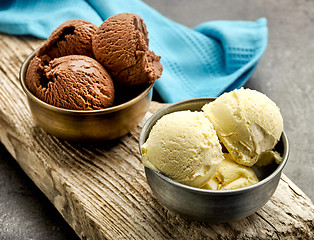 Image showing vanilla and chocolate ice cream