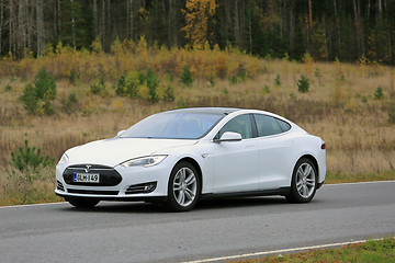 Image showing White Tesla Model S on the Road in October