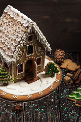 Image showing Homemade gingerbread house