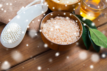 Image showing himalayan pink salt with brush on wood