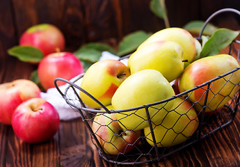 Image showing crop of apples