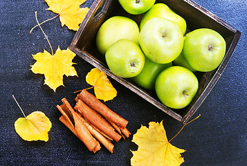 Image showing apples and cinnamon