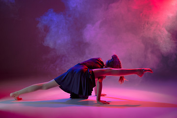 Image showing The teen modern ballet dancer