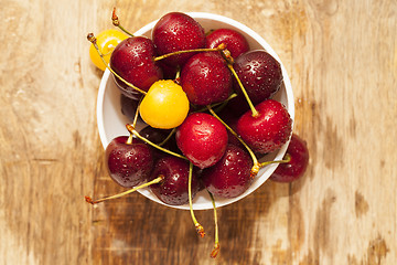 Image showing maroon ripe cherries