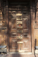 Image showing old wooden abandoned house