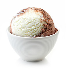 Image showing vanilla and chocolate ball in white bowl