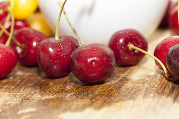 Image showing juicy and ripe cherries.