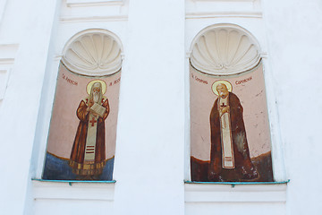 Image showing images of two Saints on the Triytskyi temple wall