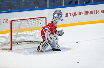 Image showing M. Mikhaylovsky (20) on the gate