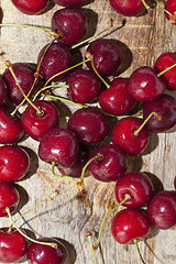 Image showing juicy and ripe cherries.