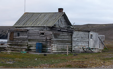 Image showing Abandoned old hunting house in tundra of Novaya Zemlya archipelago