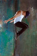 Image showing The man dancing hip hop choreography