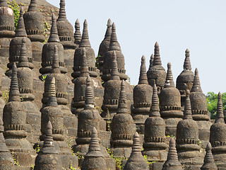 Image showing The Koe-Thaung temple in Mrauk U, Myanmar