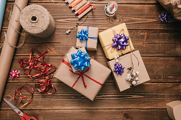 Image showing From above view of wrapped presents 