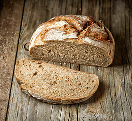 Image showing freshly baked sliced bread