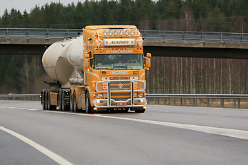 Image showing Super Tank Truck Scania R164 of Kuljetus Auvinen on Motorway