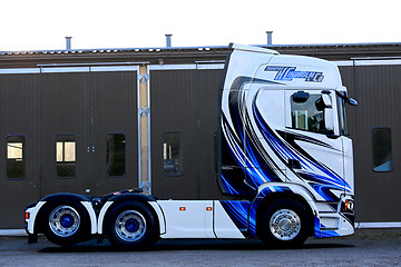 Image showing Pinstripe Design on Next Generation Scania S500 Truck