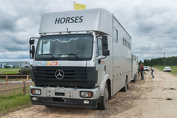 Image showing Transport for horses with trailer