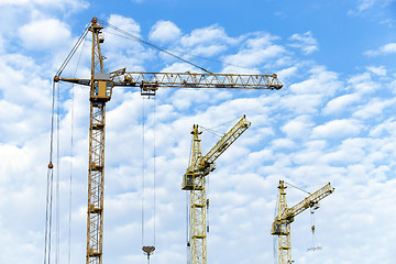 Image showing construction of a new home