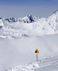 Image showing Warning sing on ski slope