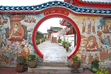 Image showing Chinese temple gateway