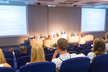 Image showing Audience in lecture hall participating at business conference.