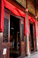 Image showing Chinese temple entrance