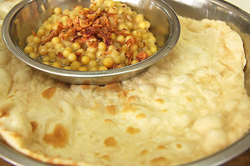 Image showing Naan and beans