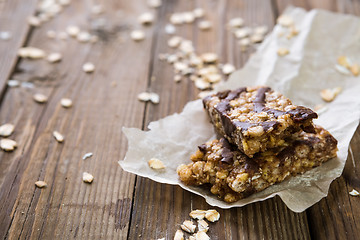 Image showing Muesli bars with milk chocolate