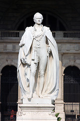 Image showing Victoria Memorial in Kolkata, India. Statue of Lord Curzon