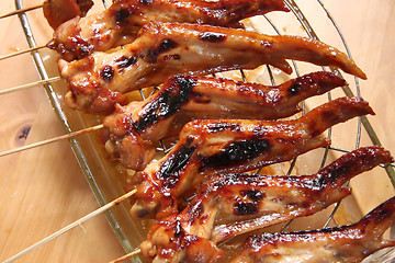 Image showing Grilled chicken wings