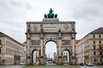 Image showing Victory Gate triumphal arch (Siegestor)