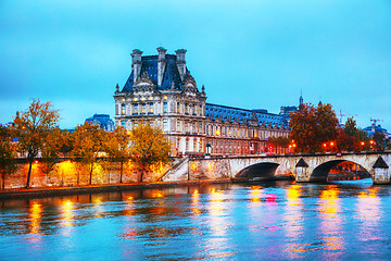 Image showing Musee du Louvre (Louvre museum) in Paris, France