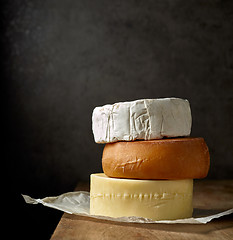 Image showing various types of cheese