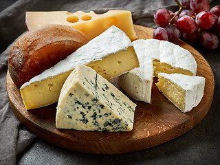 Image showing various types of cheese