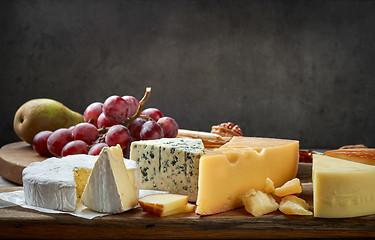 Image showing various types of cheese