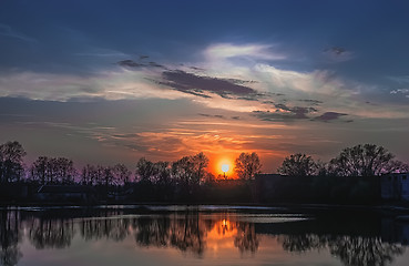 Image showing Setting Sun Over The Lake
