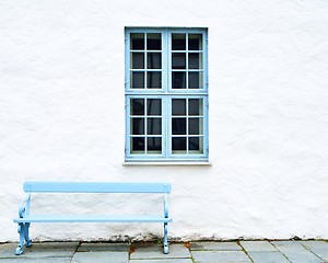 Image showing Blue window and bench