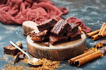 Image showing cake and cocoa powder