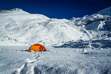 Image showing Snowy country with tent