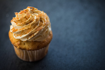 Image showing Cupcakes desert cream