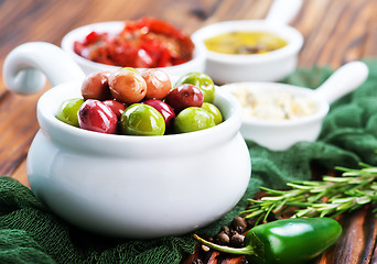 Image showing olives