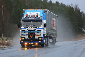 Image showing Customized Scania 143M 500 Trucking 