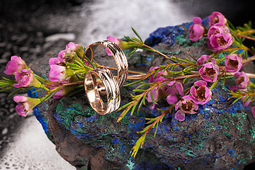 Image showing Rings, Stones And Flowers