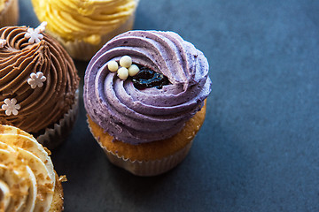 Image showing Cupcakes desert cream