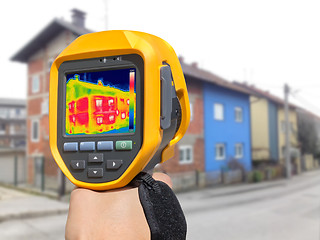 Image showing Recording Heat Loss at the House with or without facade With Inf