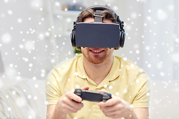 Image showing man in virtual reality headset with controller