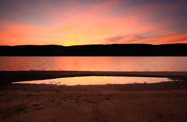 Image showing Dusk light at Lake Burralow Penrith