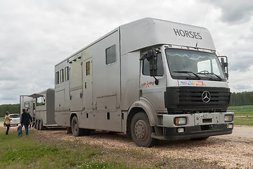 Image showing Transport for horses with trailer