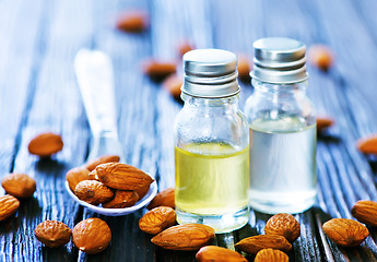 Image showing almond oil